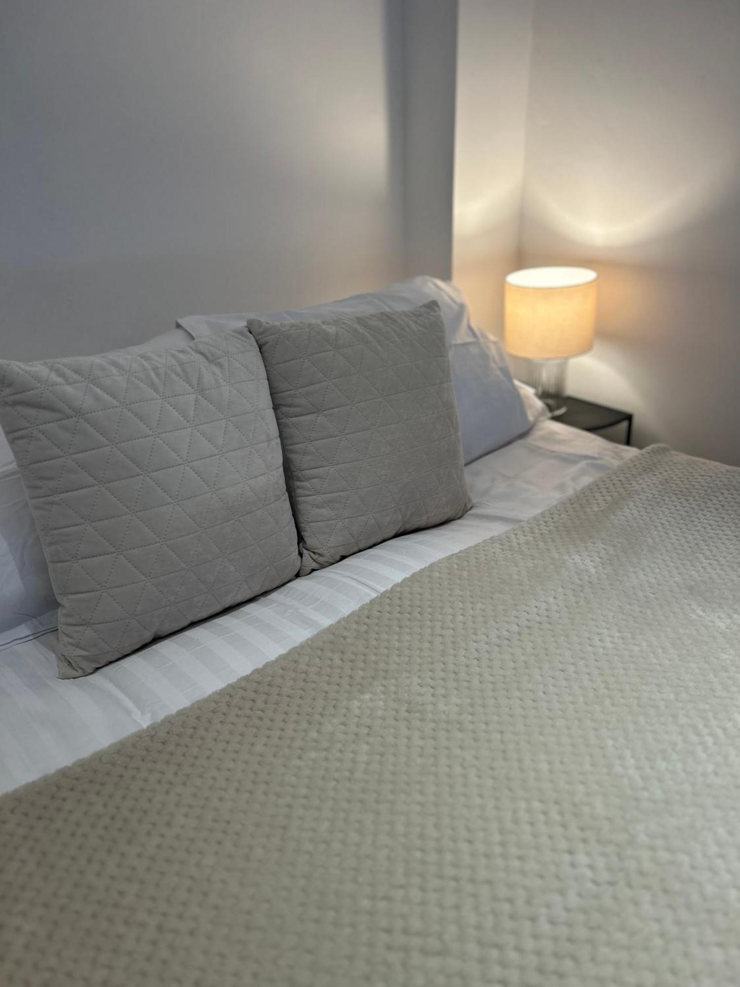 Stylish One Bedroom Apartment In The Heart Of Angel Londres Extérieur photo